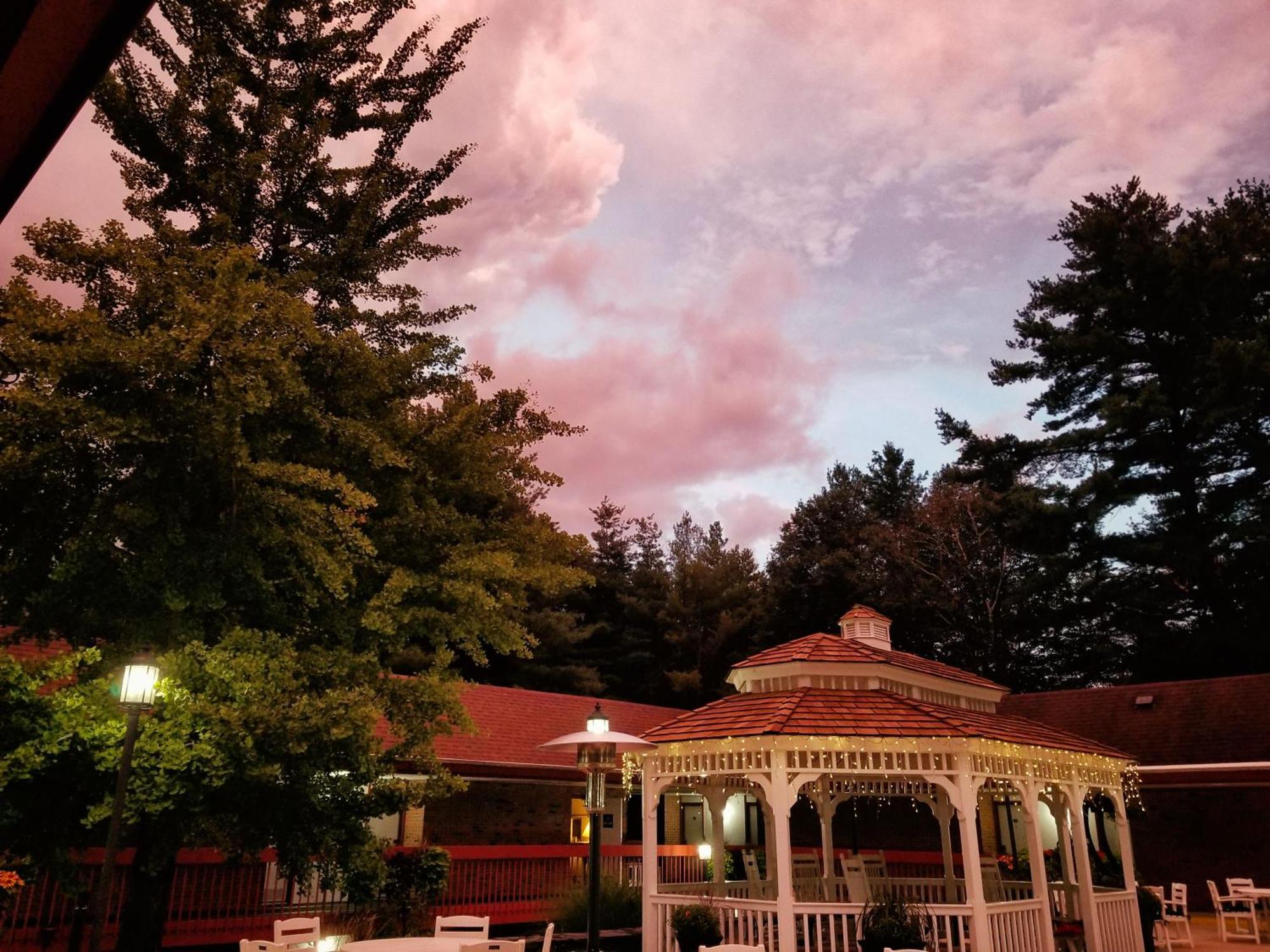The Inn At Crumpin-Fox Bernardston エクステリア 写真