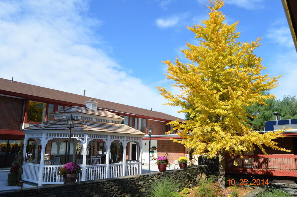 The Inn At Crumpin-Fox Bernardston エクステリア 写真